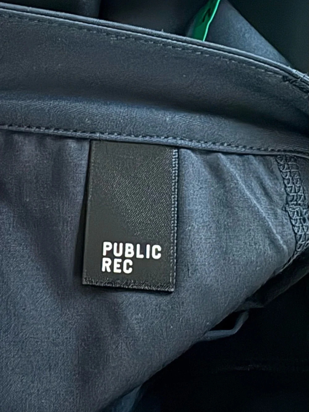 Public Rec 34X28 Black NWOT - Picture 9 of 11